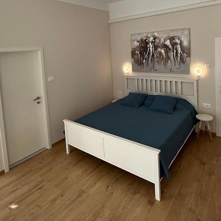 Apartment Check In Πούλα Εξωτερικό φωτογραφία