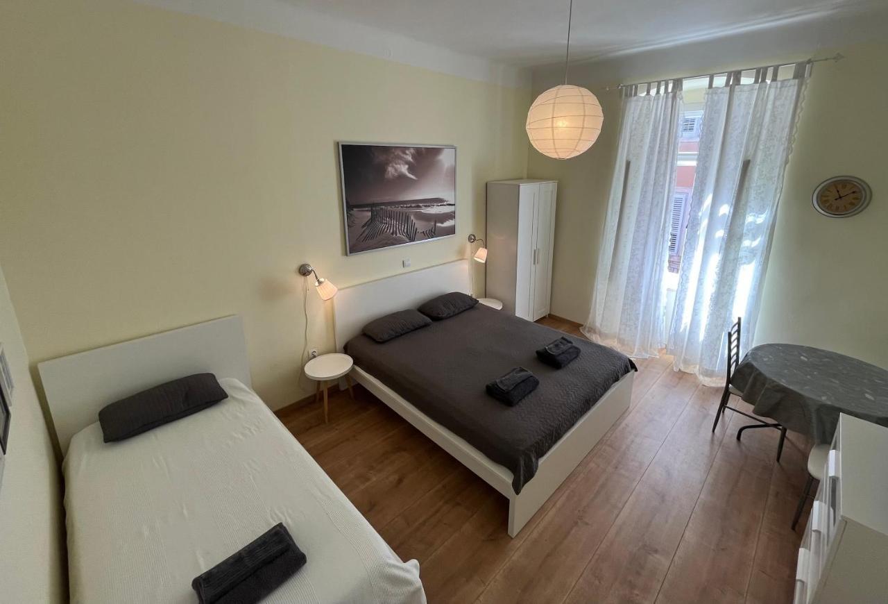 Apartment Check In Πούλα Εξωτερικό φωτογραφία