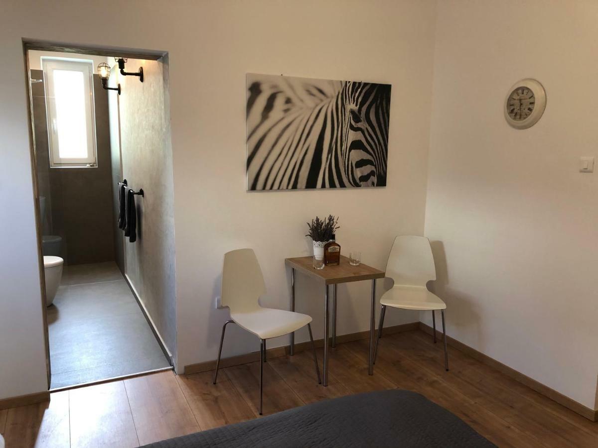 Apartment Check In Πούλα Εξωτερικό φωτογραφία