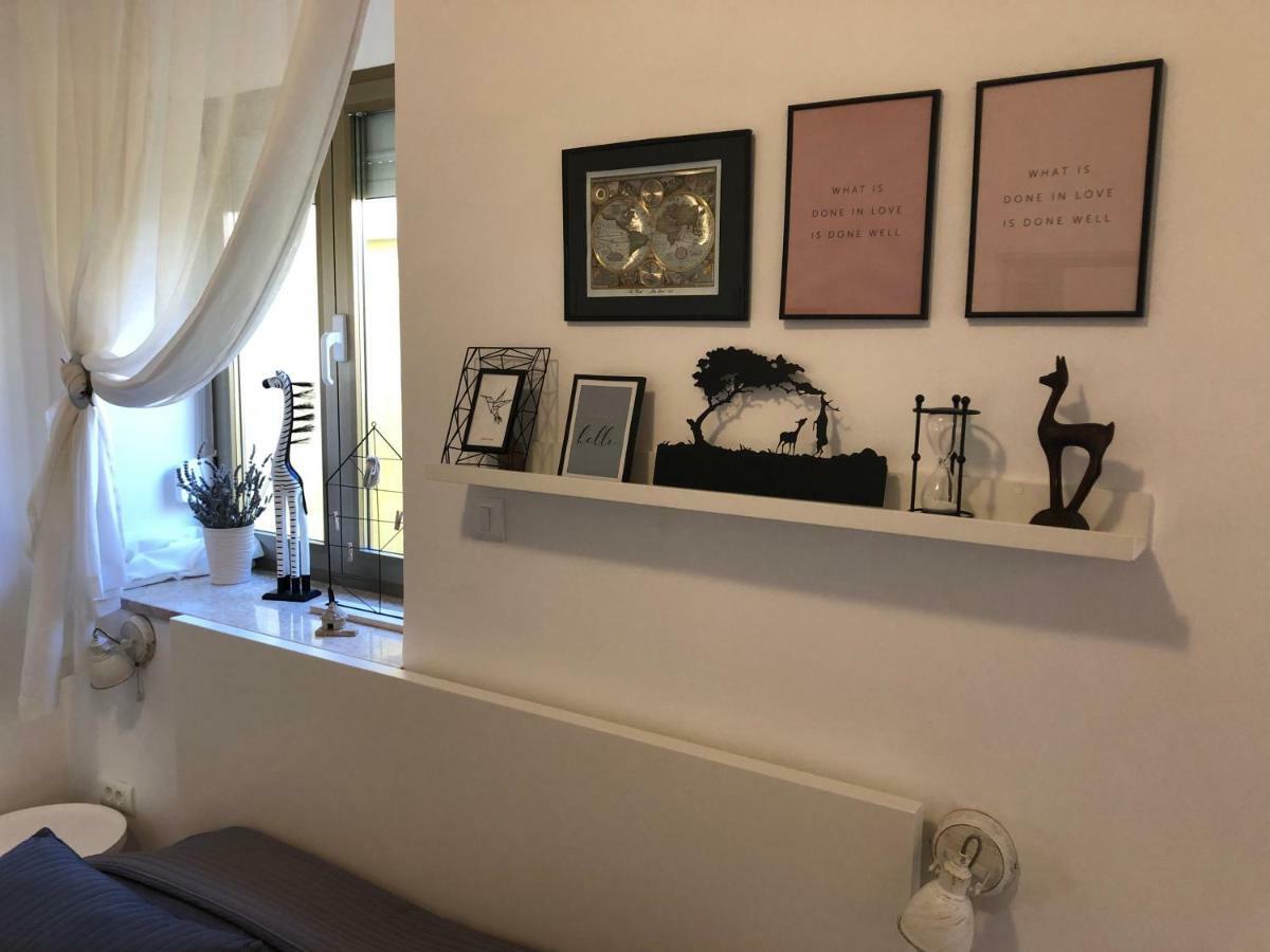 Apartment Check In Πούλα Εξωτερικό φωτογραφία